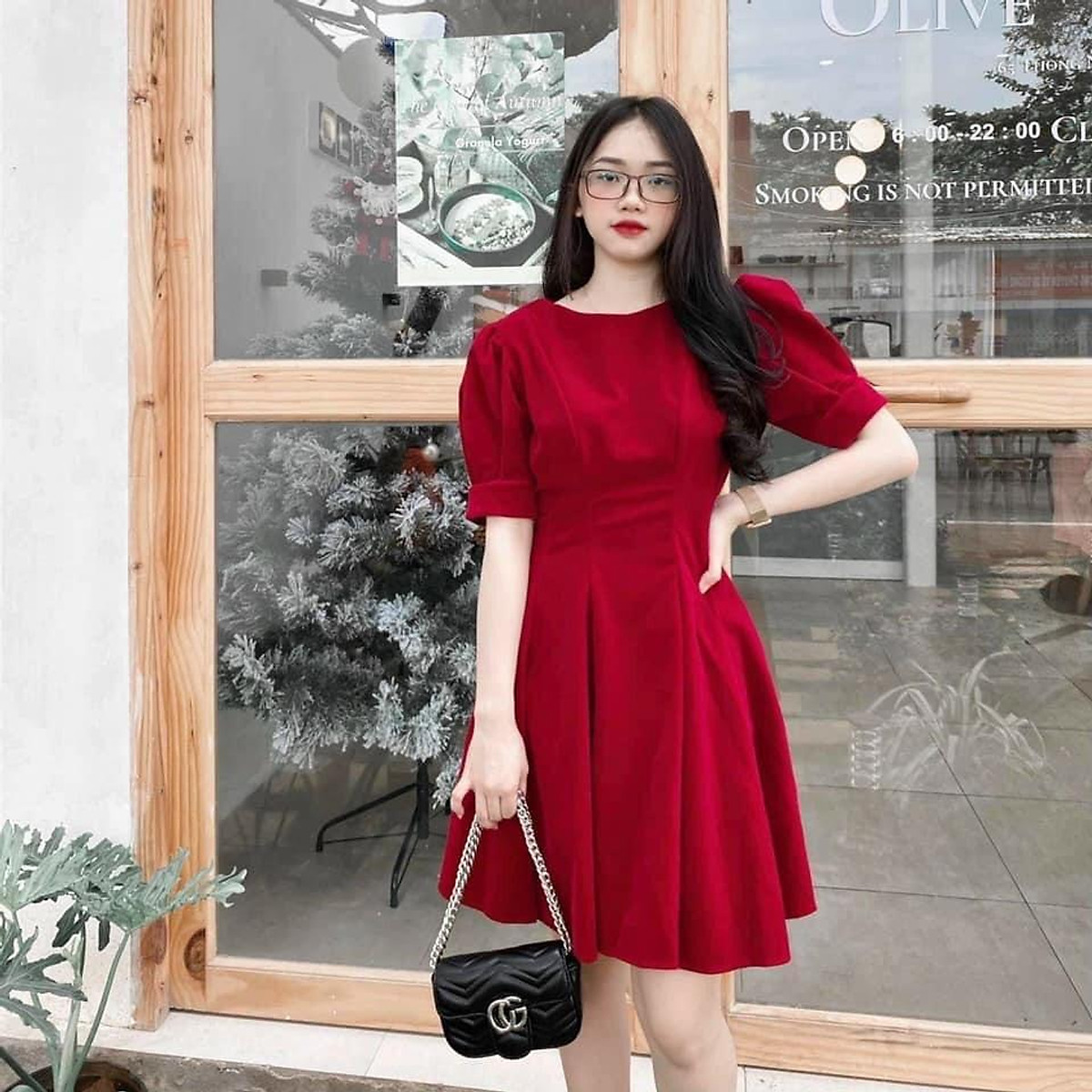 10 cách phối đồ trang phục màu đỏ cực đẹp cho phái nữ